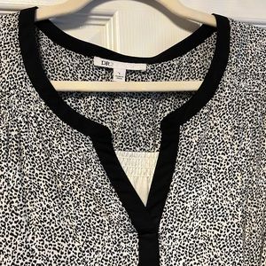 DR2 short sleeve Summer fun dress. Black & white